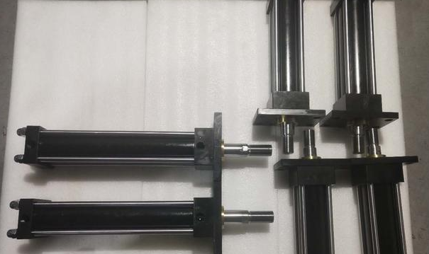 液壓油缸動作的工作原理是什么？油液在線監(jiān)測工廠來介紹